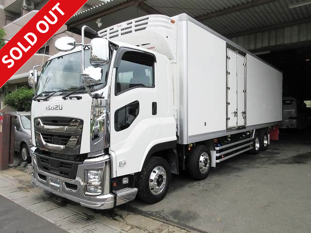 [Lease de Sugu Nori exclusive] 2018 model Isuzu Giga large refrigerated van, low-floor 4-axle, 4-row jolder, rear air suspension, -30 degrees made by Ryohin Heavy Industries, chrome-plated cab, retarder 