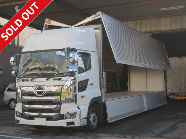 Now on lease! 2017 Hino Profia, low-floor 4-axle, large aluminum wing, high roof, rear air suspension, retarder included, maintenance inspection record book included