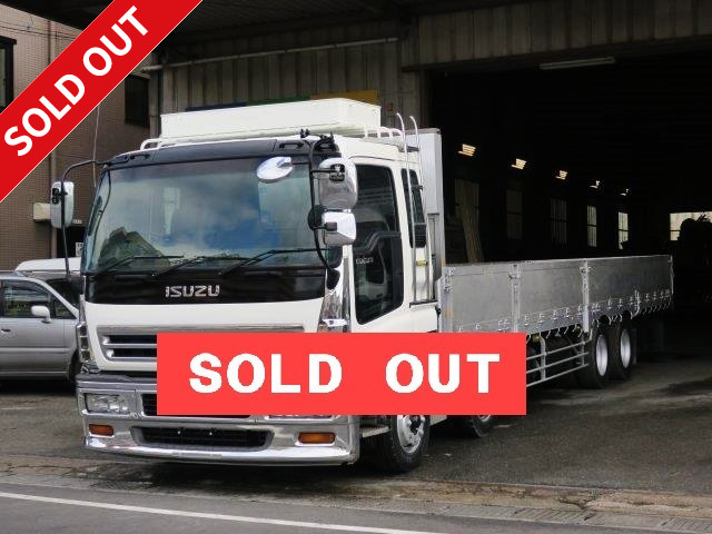 2004 model Isuzu Giga, low-floor 4-axle, large aluminum block flat body, 2 differentials, 7-way opening, rear air suspension