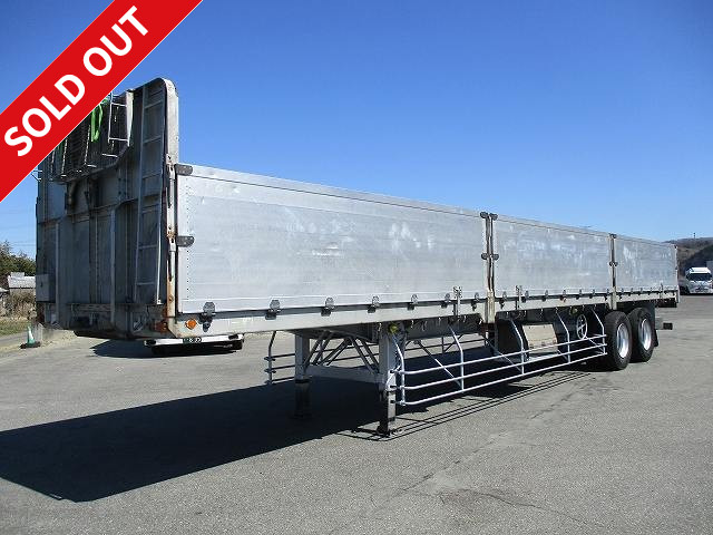 1998 model Trex aluminum block flat body semi trailer, 2 axles, 7-way opening, foldable seat carrier