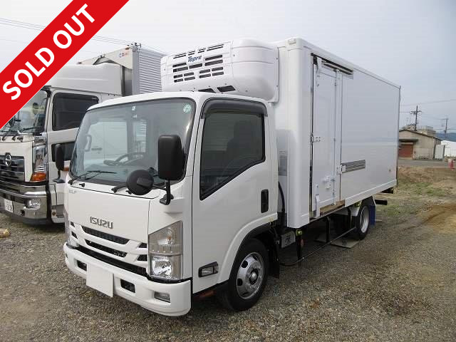 2017 Isuzu Elf Small refrigerated van, 3t capacity, wide and long, with Topre heating function, 2-layer, 3 rear doors, side door, standby, cooling curtain, full flat low