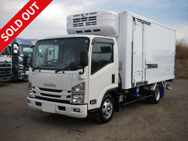 2017 Isuzu Elf small freezer van with storage PG, high floor, 3t capacity, wide and long, made by Topre, -30 degree setting, side door, standby, cooling curtain