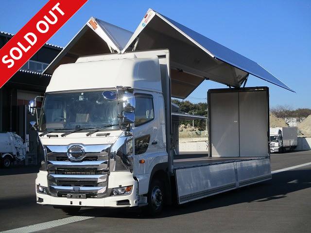 Now on lease! 2017 Hino Profia, large aluminum wing, 4-axle low floor, cold weather specification/heated mirror, high roof, retractable parking assist, rear air suspension, dealer inspection record book included