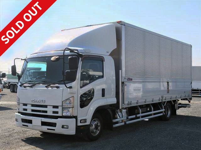 2013 Isuzu Forward, medium-sized aluminum wing, 6200 wide, with retractable pick-up, rear air suspension, 240 horsepower, with bed *Inspection valid until July 2021*