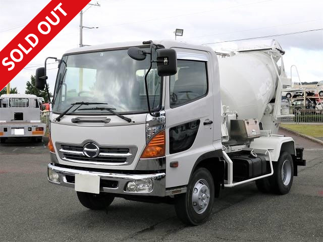 2007 model Hino Ranger medium-sized concrete mixer truck, manufactured by Kayaba Industries, drum capacity 3.2m3, with hopper cover, 210 horsepower *Actual mileage approx. 256,000km/vehicle inspection valid until April 2022*