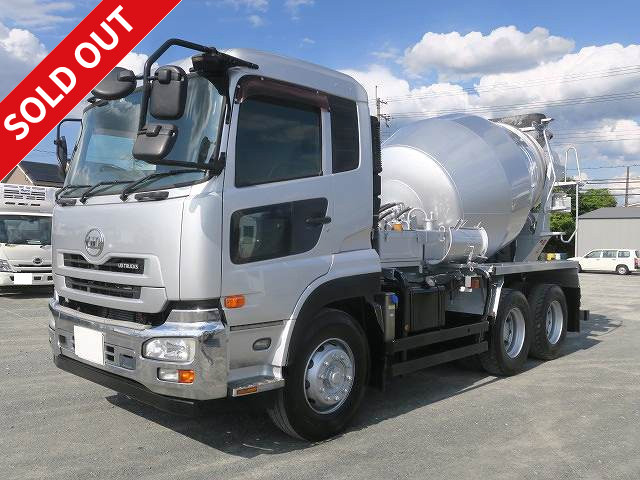 2011 UD Trucks Quon Large concrete mixer truck 2 differentials Kayaba Drum capacity 8.3m3 Electric hopper cover Retarder * Actual mileage on meter: approx. 140,000km / Vehicle inspection valid until September 2012 *