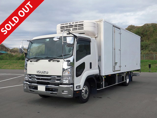 2018 Isuzu Forward refrigerated van, 6200 wide, with storage PG, Topre-made -30 degree setting, 240 horsepower, rear wheel air suspension, 240 horsepower side door, with cooling curtain, with dealer inspection record book