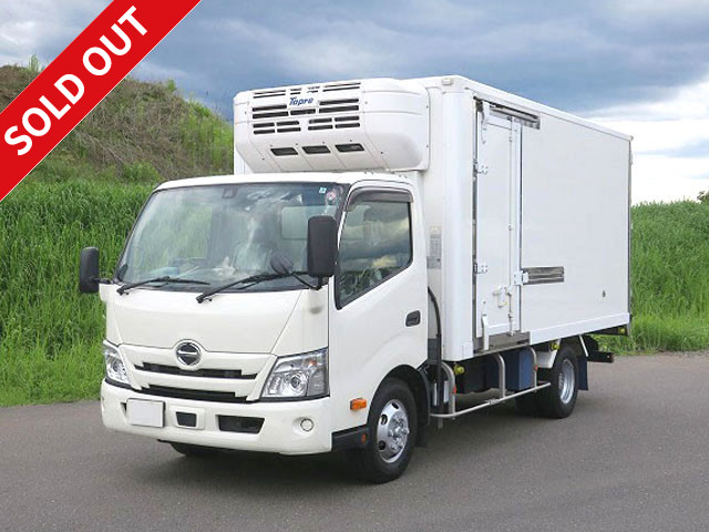 Now on lease! 2022 Hino Dutro 3t refrigerated van, wide and long, made by Topre, low temperature setting, two-layer, both side doors, standby, cooling curtain, 150 horsepower [medium-sized vehicle license compatible *excluding 5t limited] ★Dealer inspection record book included★