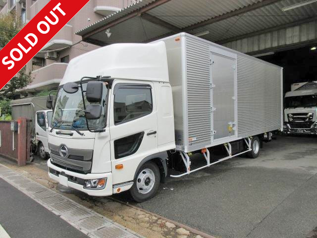 We have just rented out a new model: 2018 Hino Ranger, medium-sized aluminum van, 6700 wide, with side door combination gate, high roof, 240 horsepower, leaf suspension