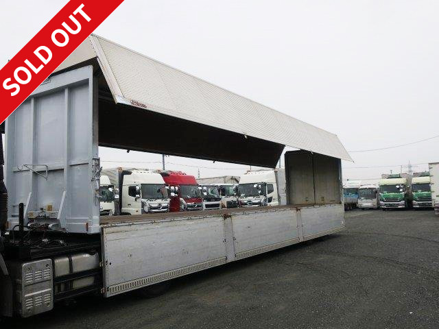 2005 model Full Half aluminum wing trailer with high deck, 2 axles, maximum load capacity of 20 tons, rear wheel air suspension!