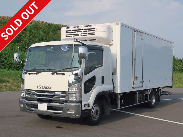 Now on lease! 2018 model Isuzu Forward refrigerated van, 6200 wide, with storage PG, Topre-made -30 degree setting, 240 horsepower, with cooling curtain, with dealer inspection record book