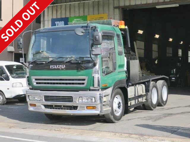 2004 model Isuzu Giga large tractor head, 5th wheel load 18 tons, 520 horsepower, 2 differentials, approx. 390,000 km driven