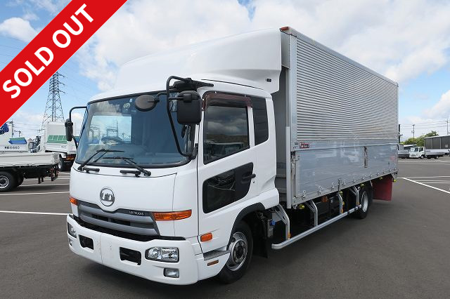 2012 UD Trucks Condor Medium Aluminum Wing 6200 Wide *Approximately 378,000km on meter* 