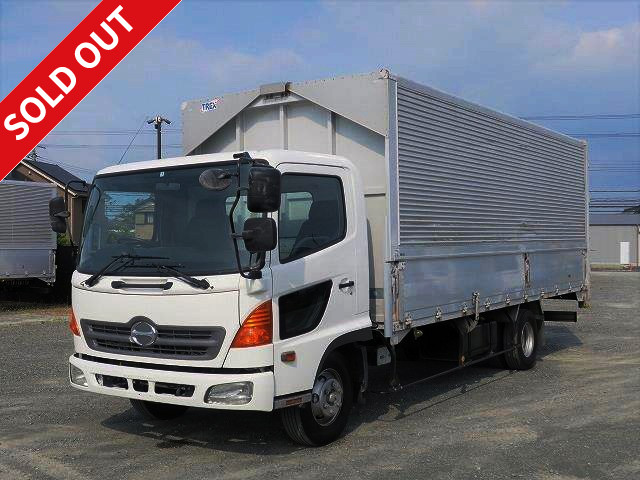 2007 Hino Ranger Medium Aluminum Wing 6200 Wide *Approximately 221,000km on meter*