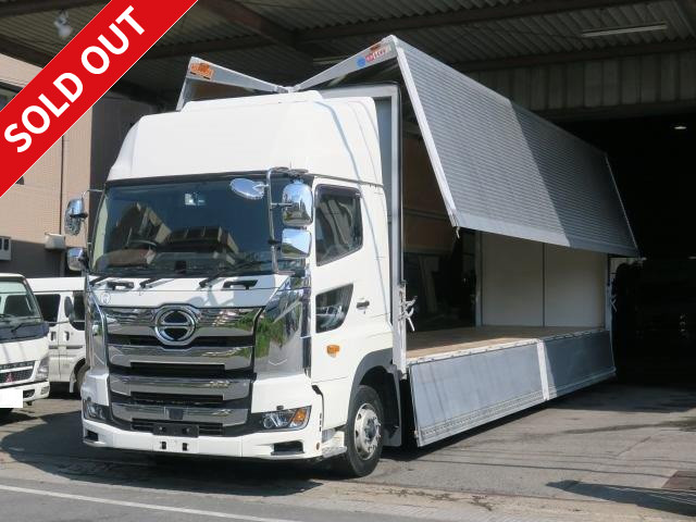 Now on lease! 2017 Hino Profia, 4-axle low-floor, large aluminum wing, high roof, rear air suspension, retarder included, dealer inspection record book included